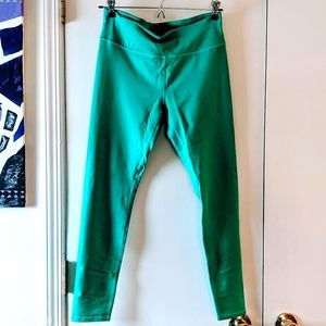 Fabletics mid-rise printed power hold leggings.